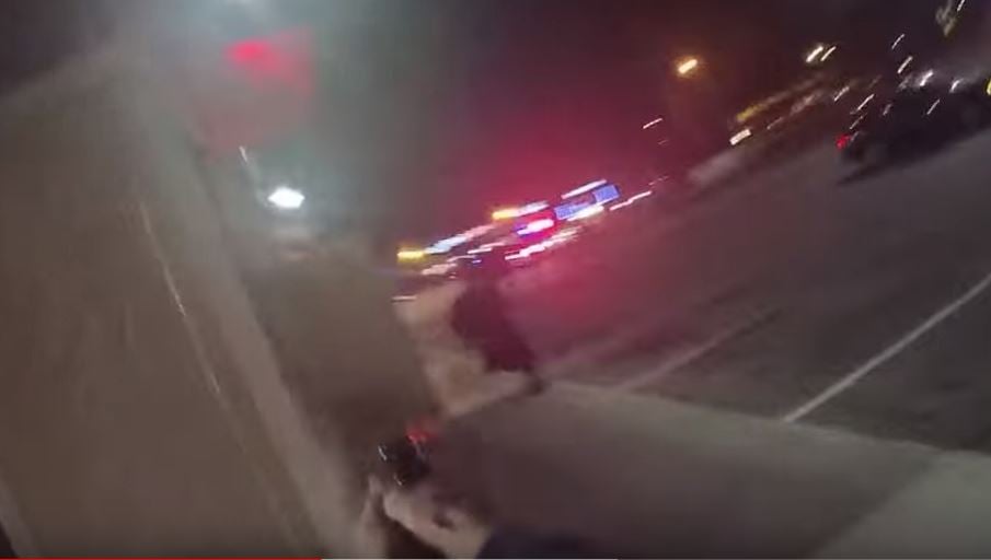 Video Lmpd Releases Body Cam Footage Of Officer Shooting Armed Wdrb 41 Louisville News 