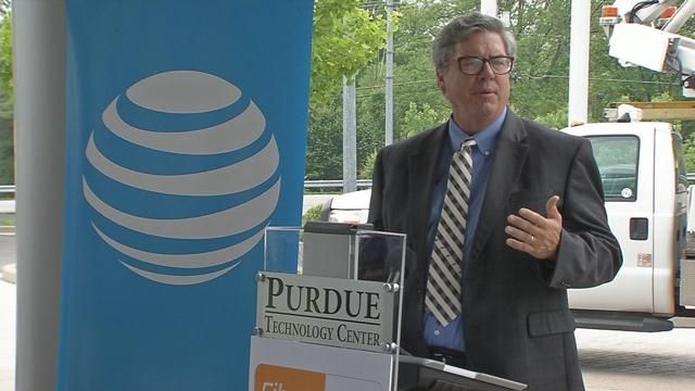 New Albany business park gets fiber optic hookup from AT&T - WDRB
