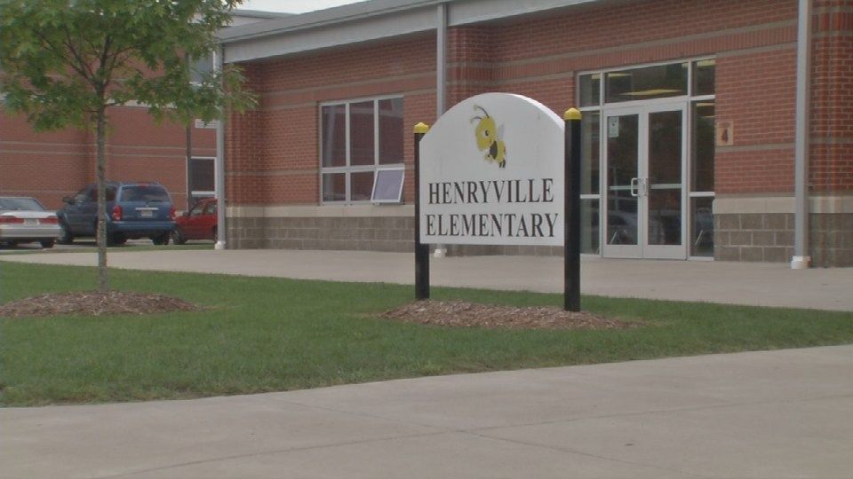Rebuilt school in Henryville, Ind. fighting mold problem WDRB 41 Louisville News