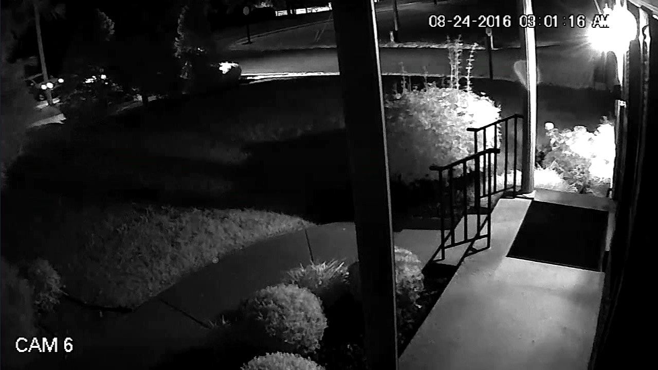 New Albany police believe vehicle shown in video involved in man's murder at apartment complex - WDRB