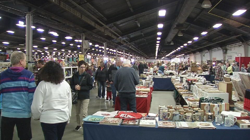 Kentucky Flea Market holds New Year's Spectacular at Kentucky Expo