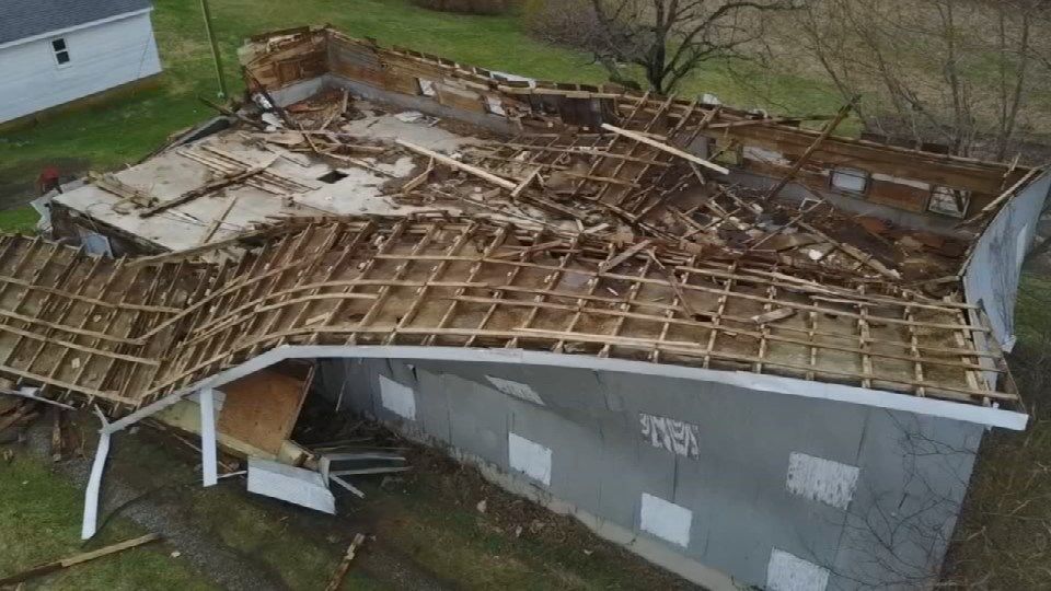 Severe storms toss mobile homes in New Pekin, Indiana WDRB 41