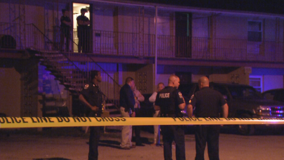 Authorities identify man shot and killed in southwest Louisville apartment - WDRB 41 Louisville News