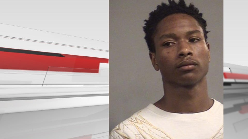 Police Arrest Louisville Man Accused Of Robbing Victims On Front Wdrb 41 Louisville News 2334