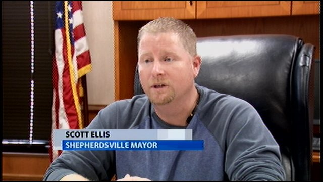 Shepherdsville Mayor Says No Layoffs For Police, Firefighters - WDRB 41 ...