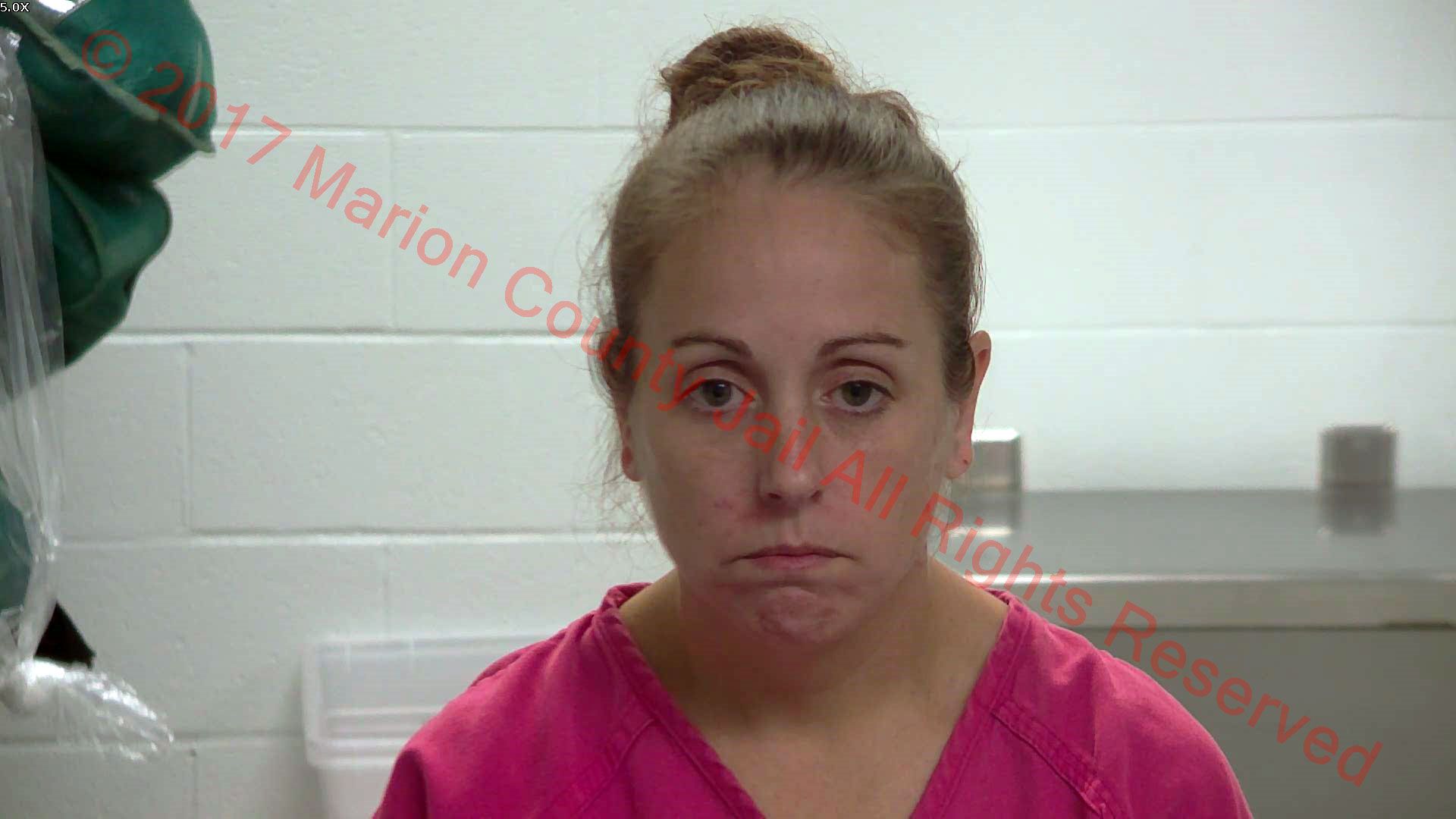 Springfield, Ky. woman arrested after allegedly stabbing woman in the