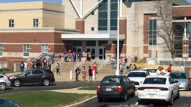 New Albany High School Lockdown Activated By Mistake - WDRB 41 ...