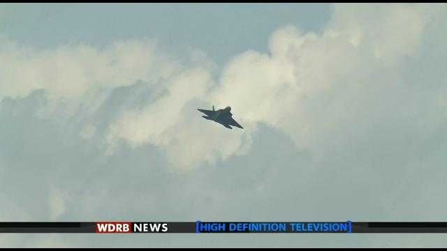 Air show practice thunders over downtown Louisville WDRB 41