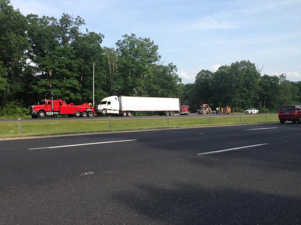 I65 reopens after semi crash in Sou. Indiana WDRB 41 Louisville News