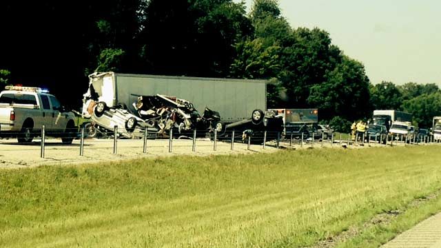 UPDATE I71 north reopened following multicar, semitruck accident