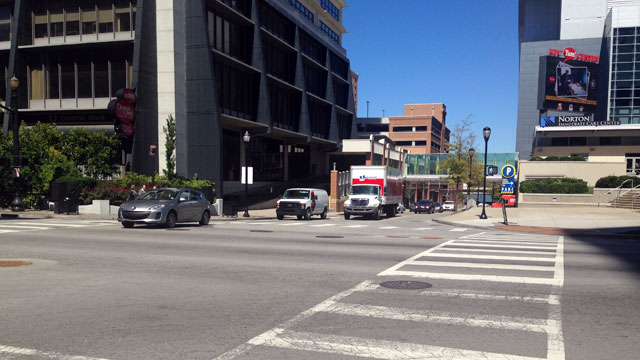 Residents say they don&#39;t feel safe walking in downtown Louisville - WDRB 41 Louisville News