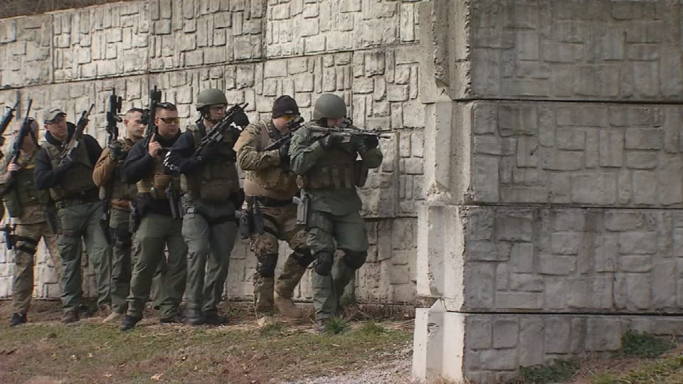 5 agencies joining forces for a Southeast Indiana regional SWAT team ...