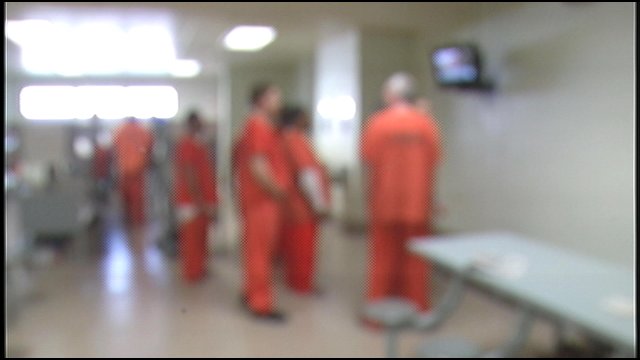 Some Kentucky prison inmates granted early release are in trouble again ...