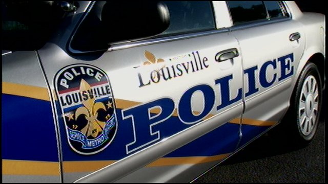 LMPD tows nearly 100 cars from Thunder parking areas - WDRB 41 ...